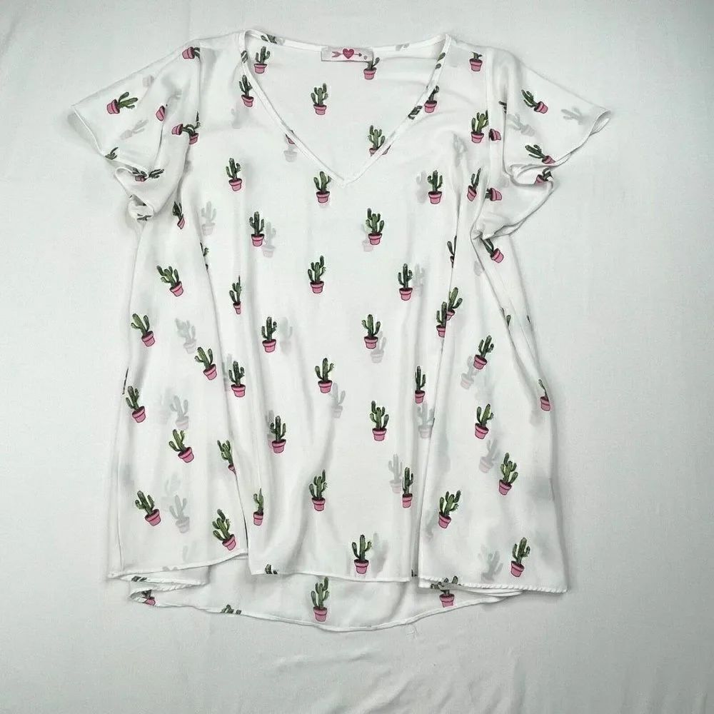 Buddy Love Avril Catus Print V Neck Blouse